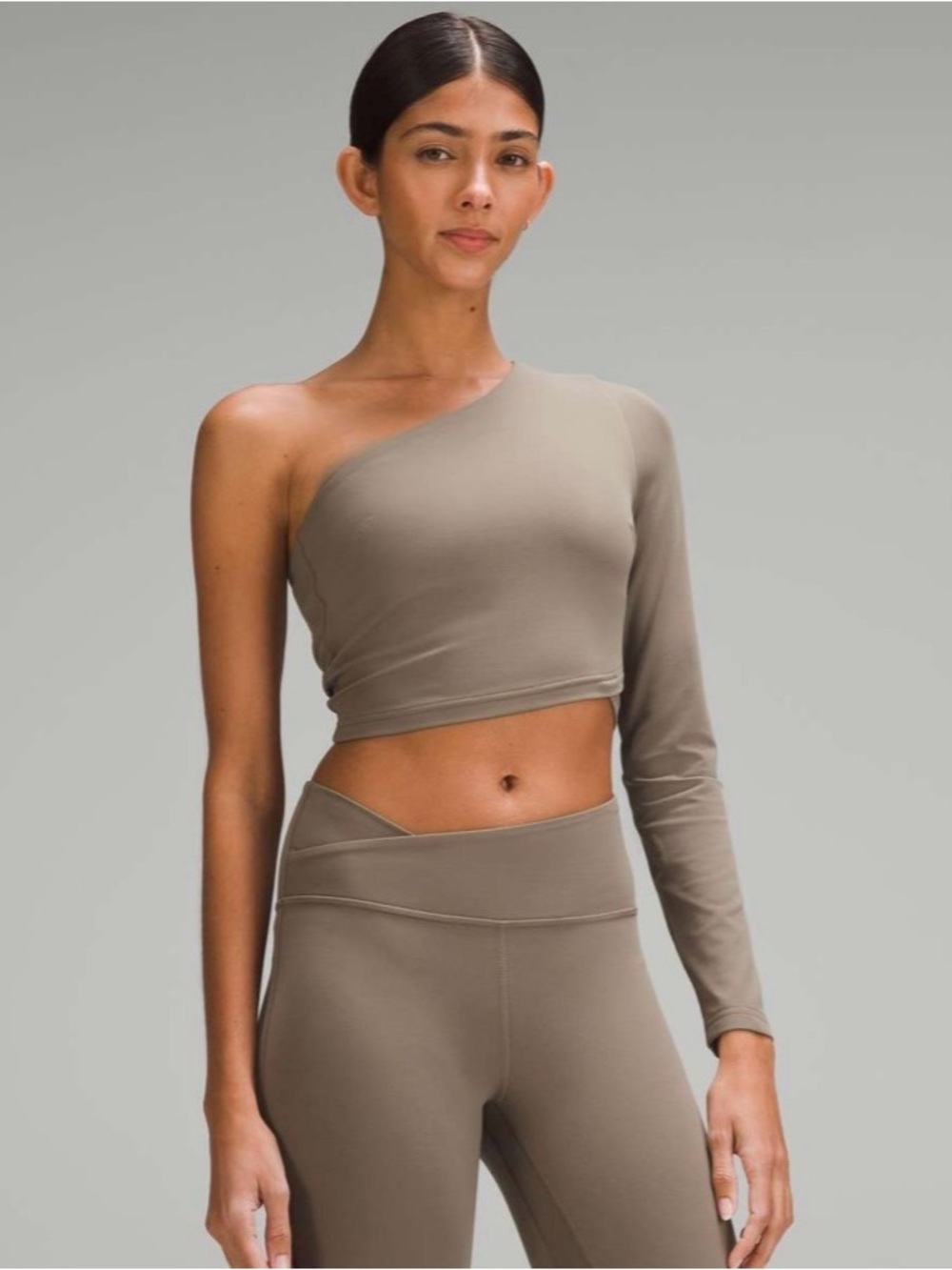 Lululemon Align Asymmetrical Long-
Sleeve Shirt